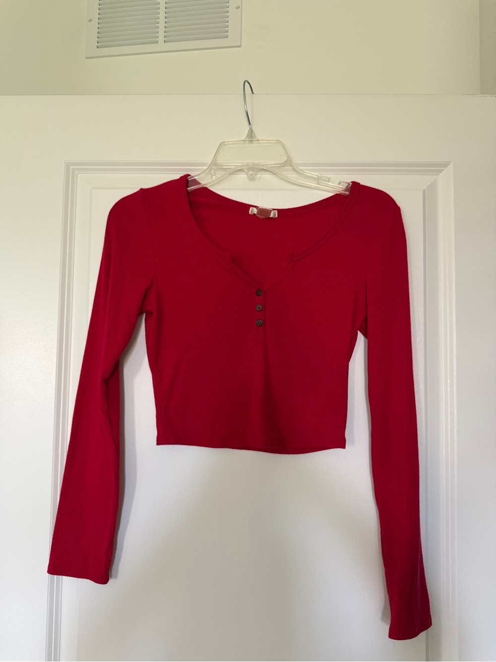 Bozzolo Red Ribbed Long-Sleeve Crop Top